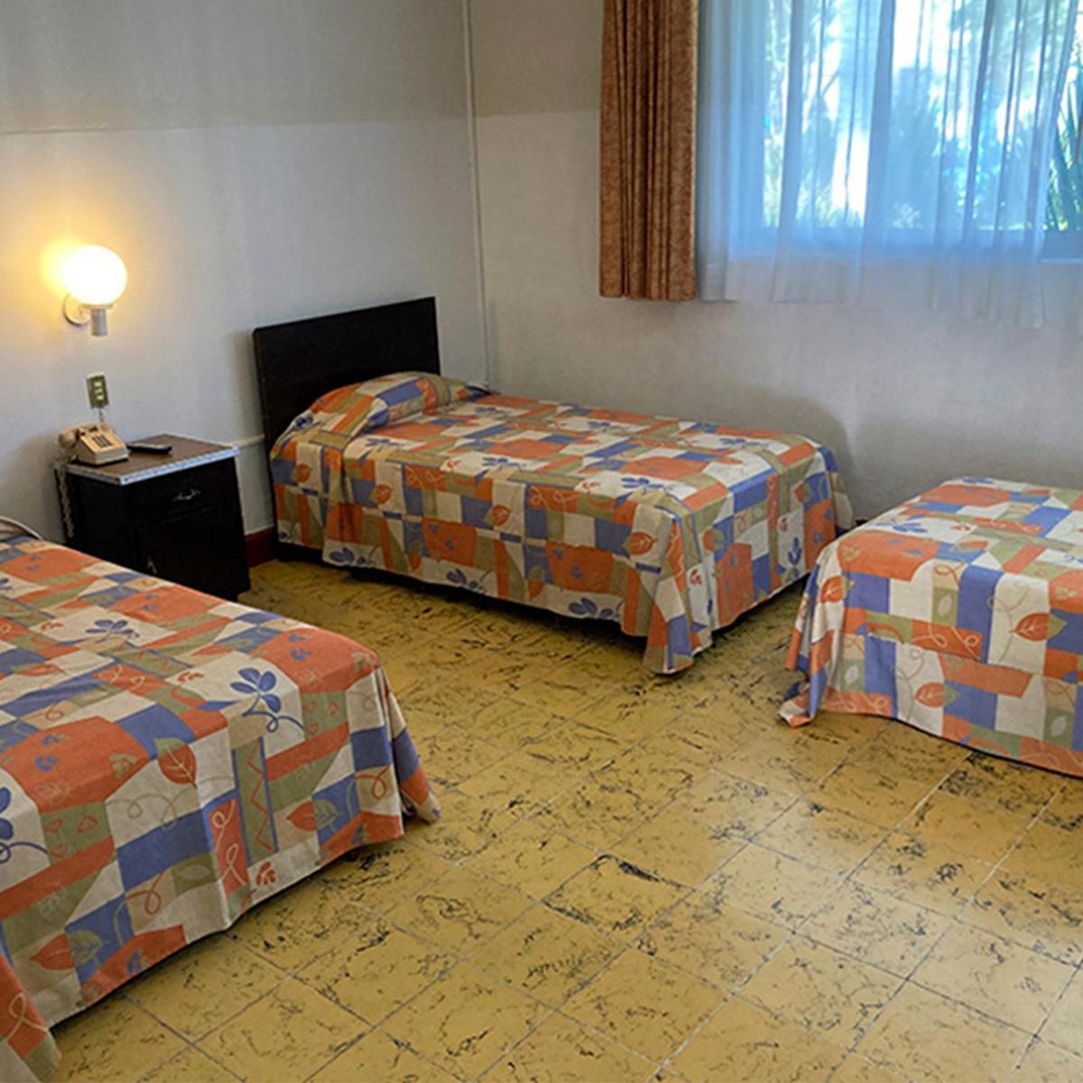 Hotel Y Parque Acuatico La Caldera Abasolo Buitenkant foto